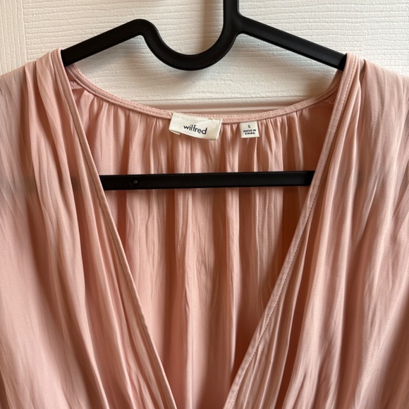 Tie front blouse - Picture 3 of 5